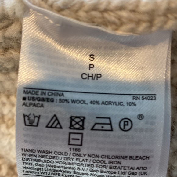 Like New Banana Republic womens sweater sz S - Picture 7 of 7